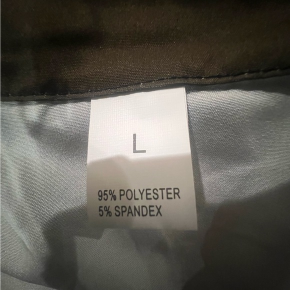 Peacock Feather Print Button Down Blouse Women’s Large Statement Top NWOT Large - Picture 8 of 11